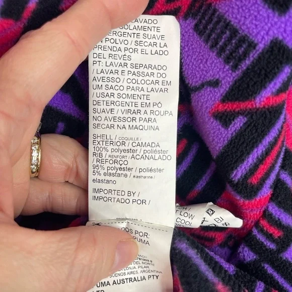 Puma long sleeve hooded pattern fleece sweatshirt. Cropped - Picture 9 of 9